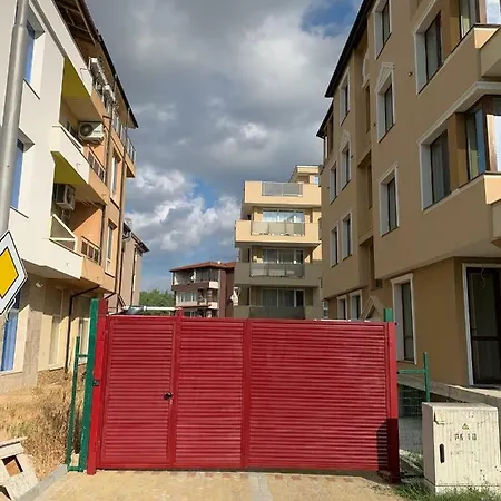 Apartment Nessebar, The Place To Be! *