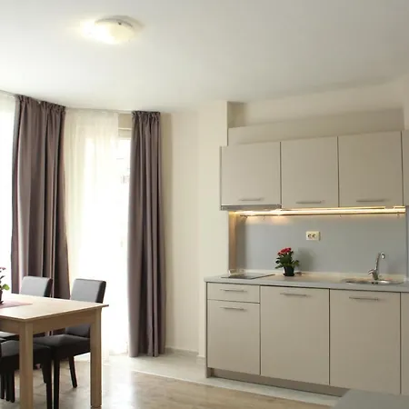 Nessebar, The Place To Be! Apartment